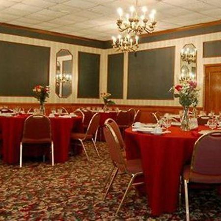Red Carpet Inn & Suites Carneys Point/Wilmington Restaurant foto
