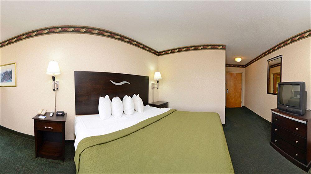 Red Carpet Inn & Suites Carneys Point/Wilmington Buitenkant foto