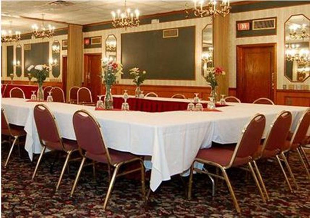 Red Carpet Inn & Suites Carneys Point/Wilmington Zakenleven foto